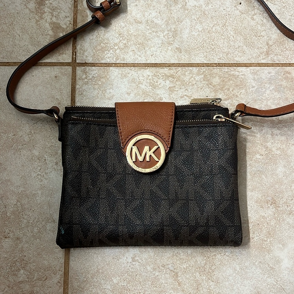 Michael Kors Crossbody